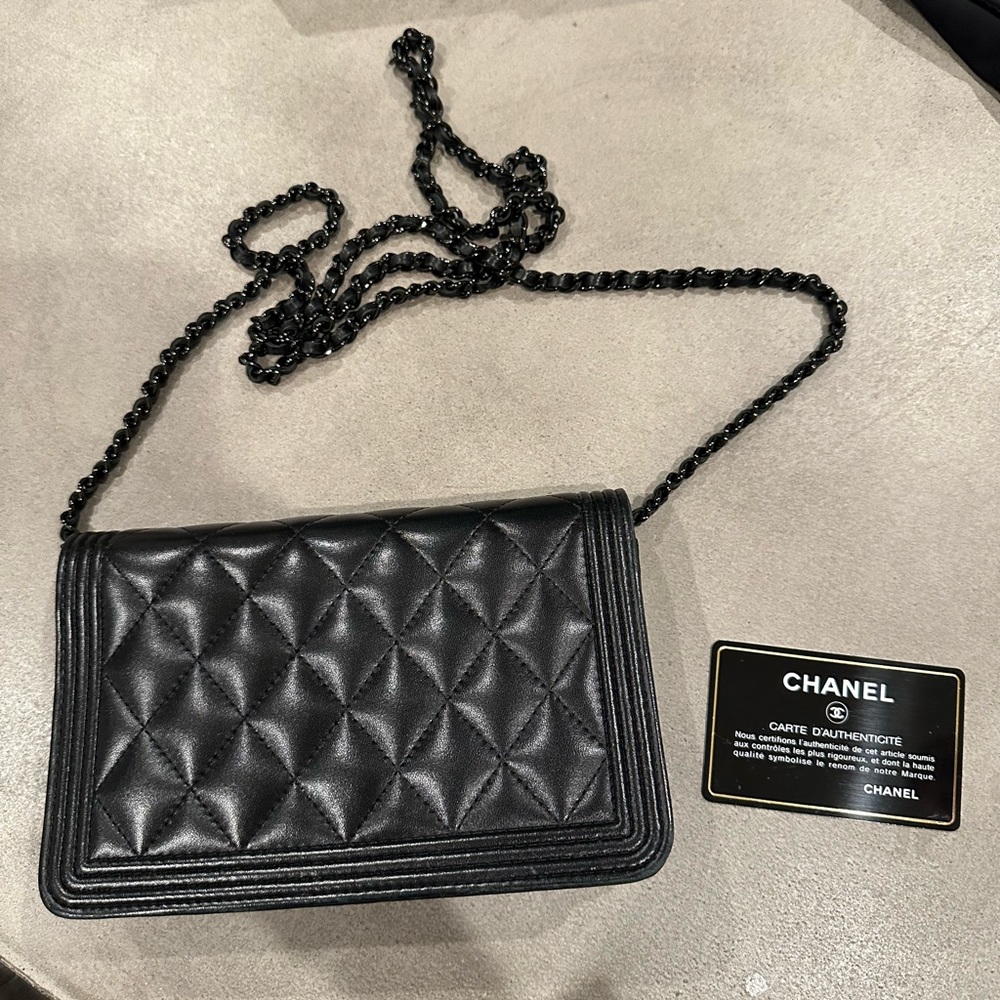 Chanel Wallet on Chain Black Lambskin Quilted Boy Bag with black hardware - Picture 6 of 7